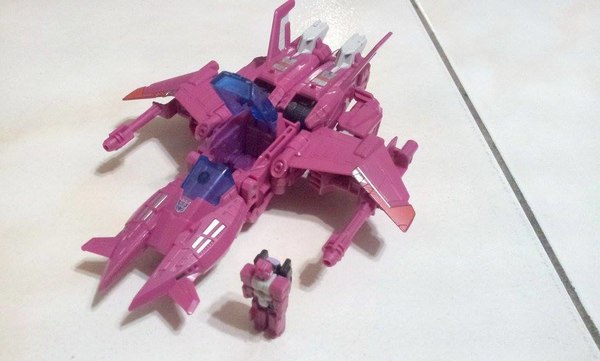 Titans Return Misfire In Hand Photos Of Wave 5 Deluxe  17 (17 of 26)